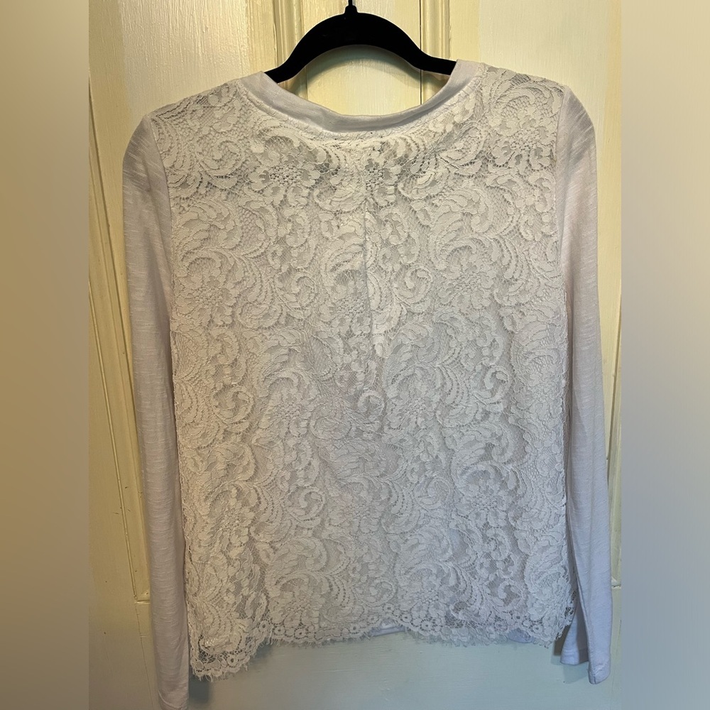 Lord & Taylor Long Sleeve White Lace Back Scoop Neck Shirt Medium - Picture 8 of 8